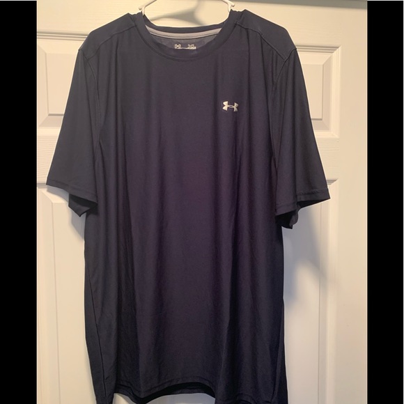 Under Armour Other - Short sleeve dri-fit UA